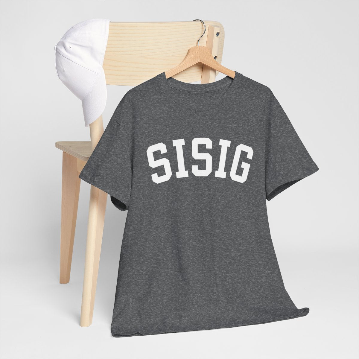 OYSTER SISIG - Filipino Food (Basic Tee)