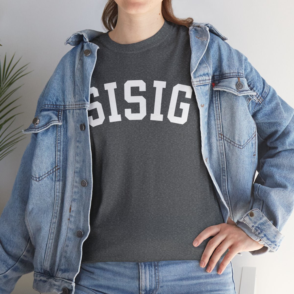 OYSTER SISIG - Filipino Food (Basic Tee)
