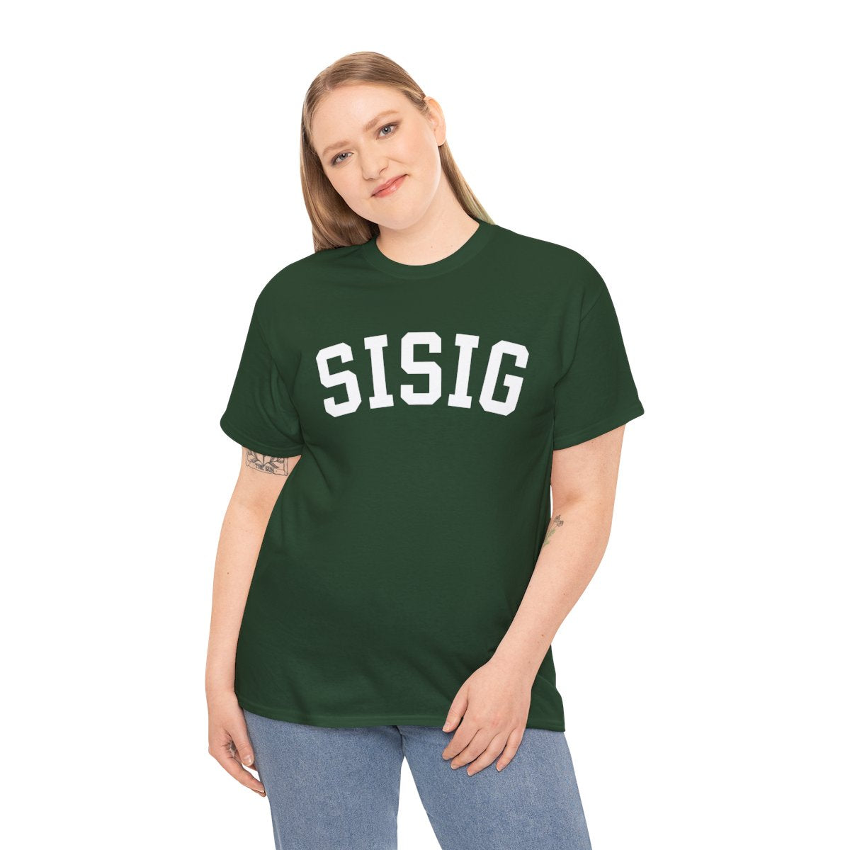 OYSTER SISIG - Filipino Food (Basic Tee)