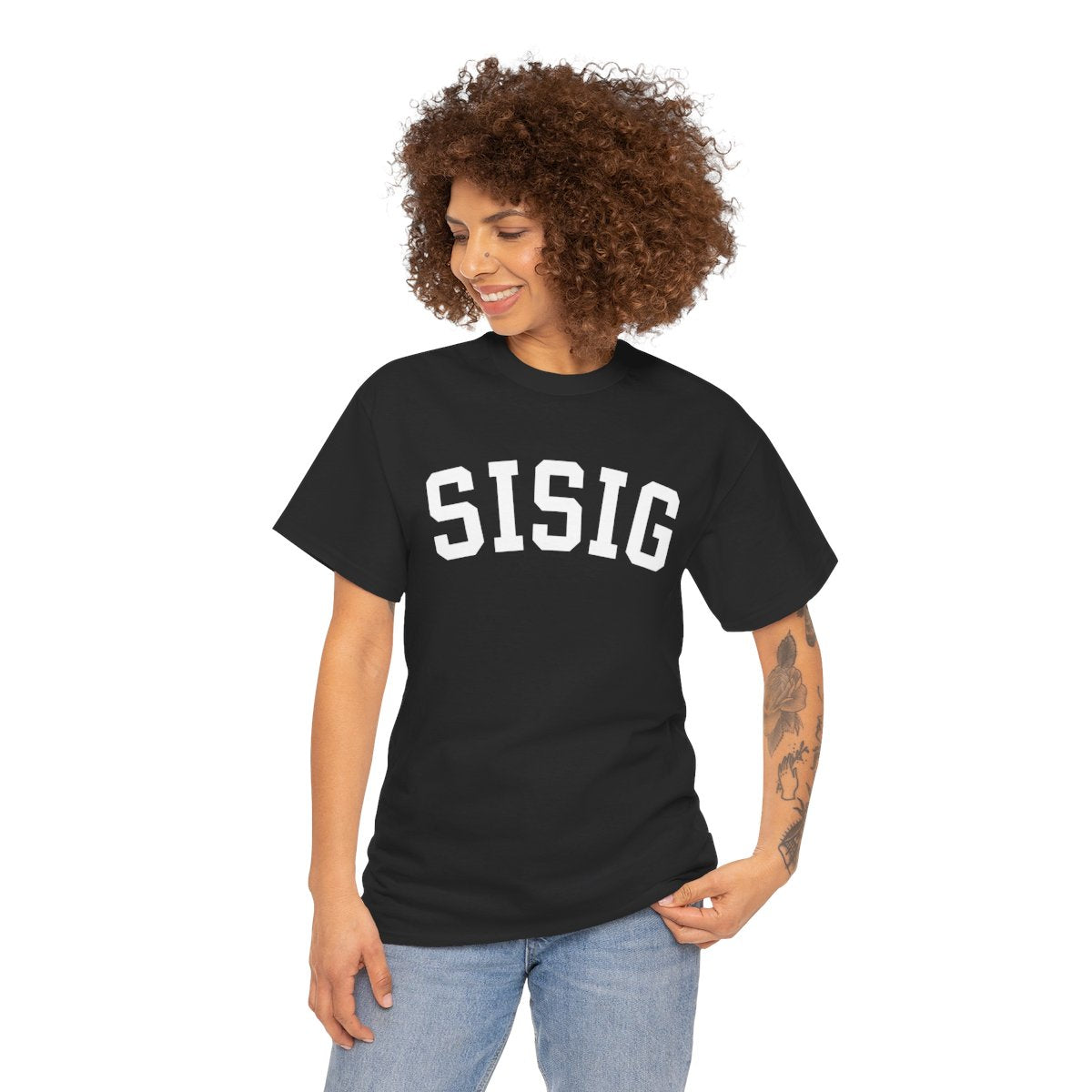 OYSTER SISIG - Filipino Food (Basic Tee)