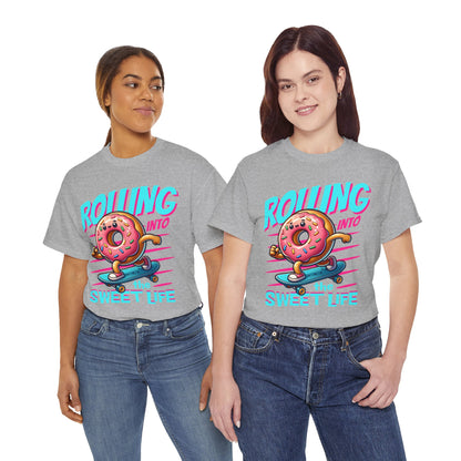 CINNAMON ROLL DONUT - Dessert (Basic Tee)