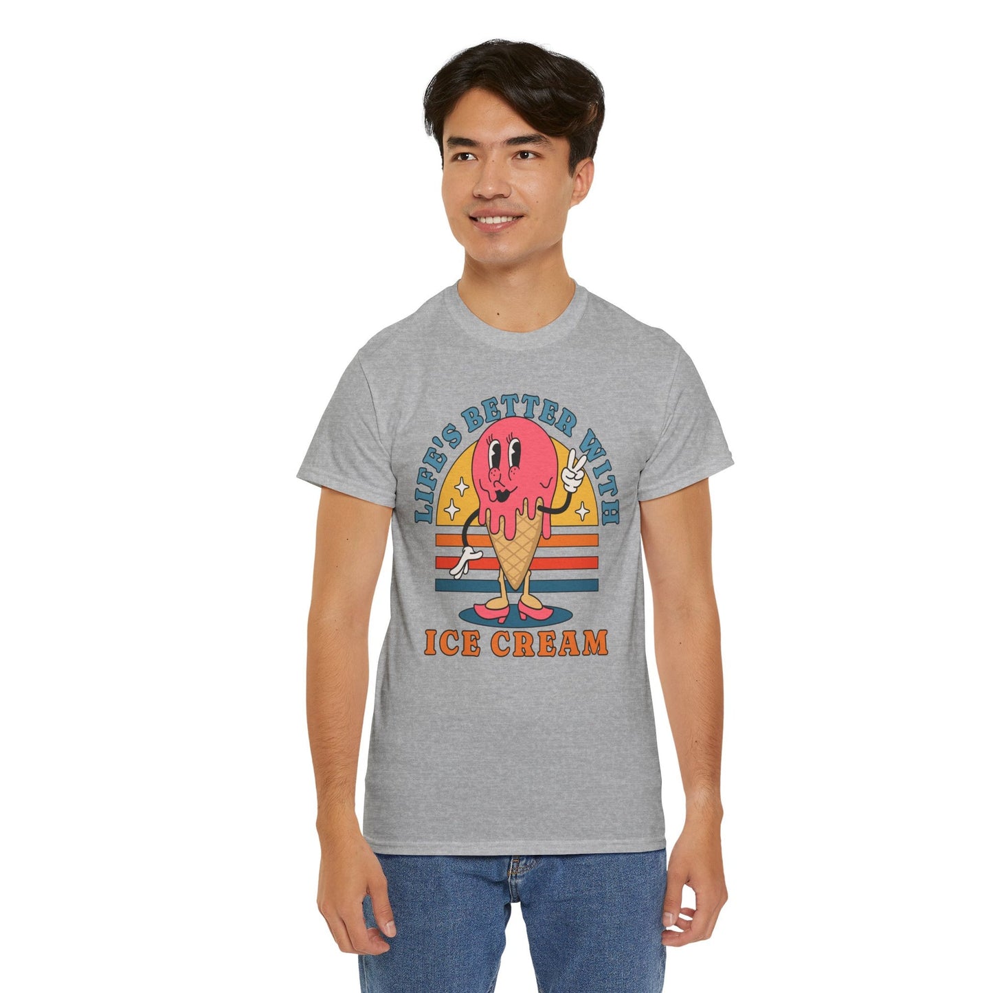 STRAWBERRY ICE CREAM - Dessert (Basic Tee)