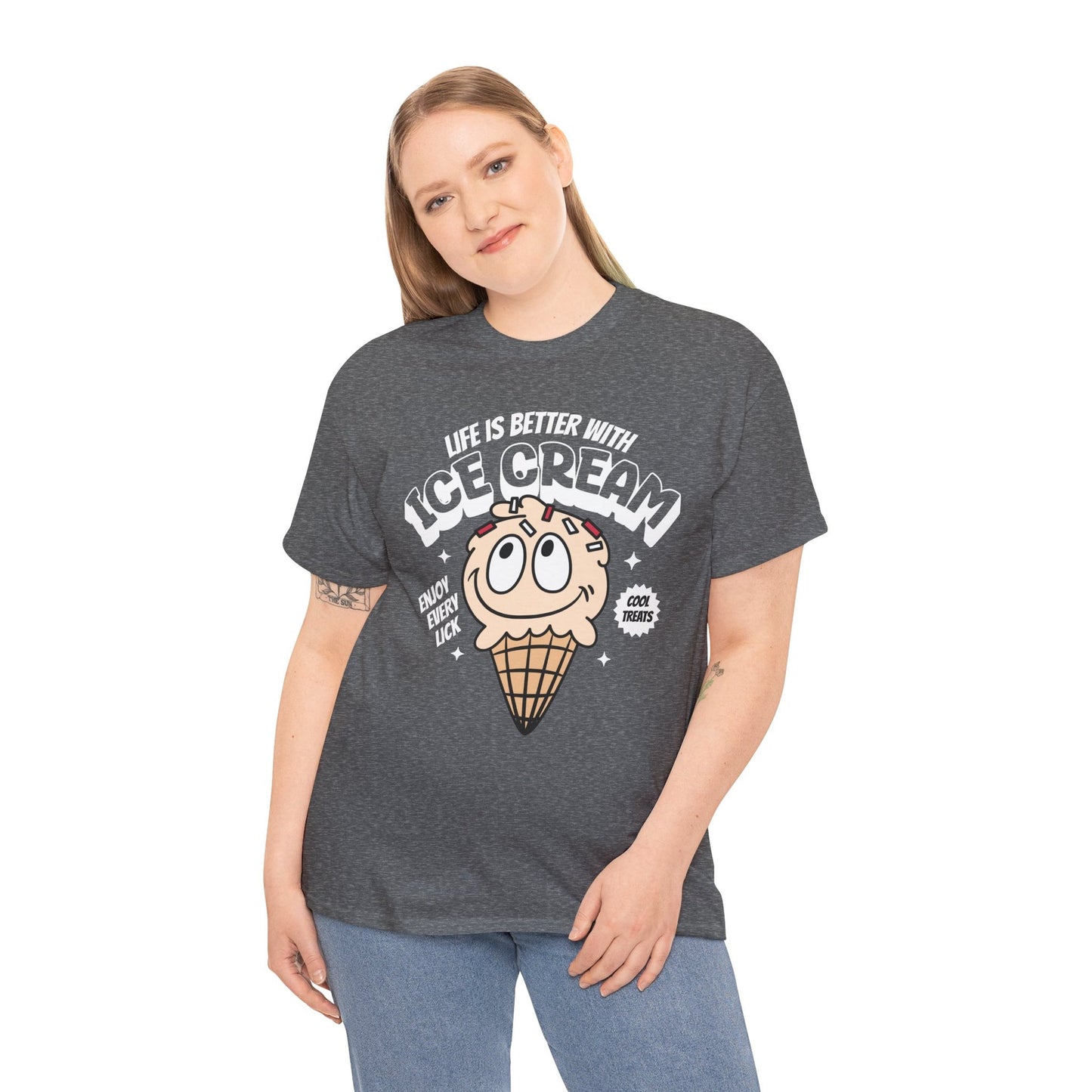 COOKIES & CREAM ICE CREAM - Dessert (Basic Tee)