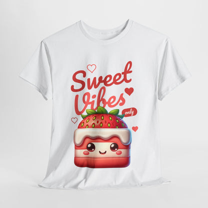 STRAWBERRY SHORTCAKE - Dessert (Basic Tee)