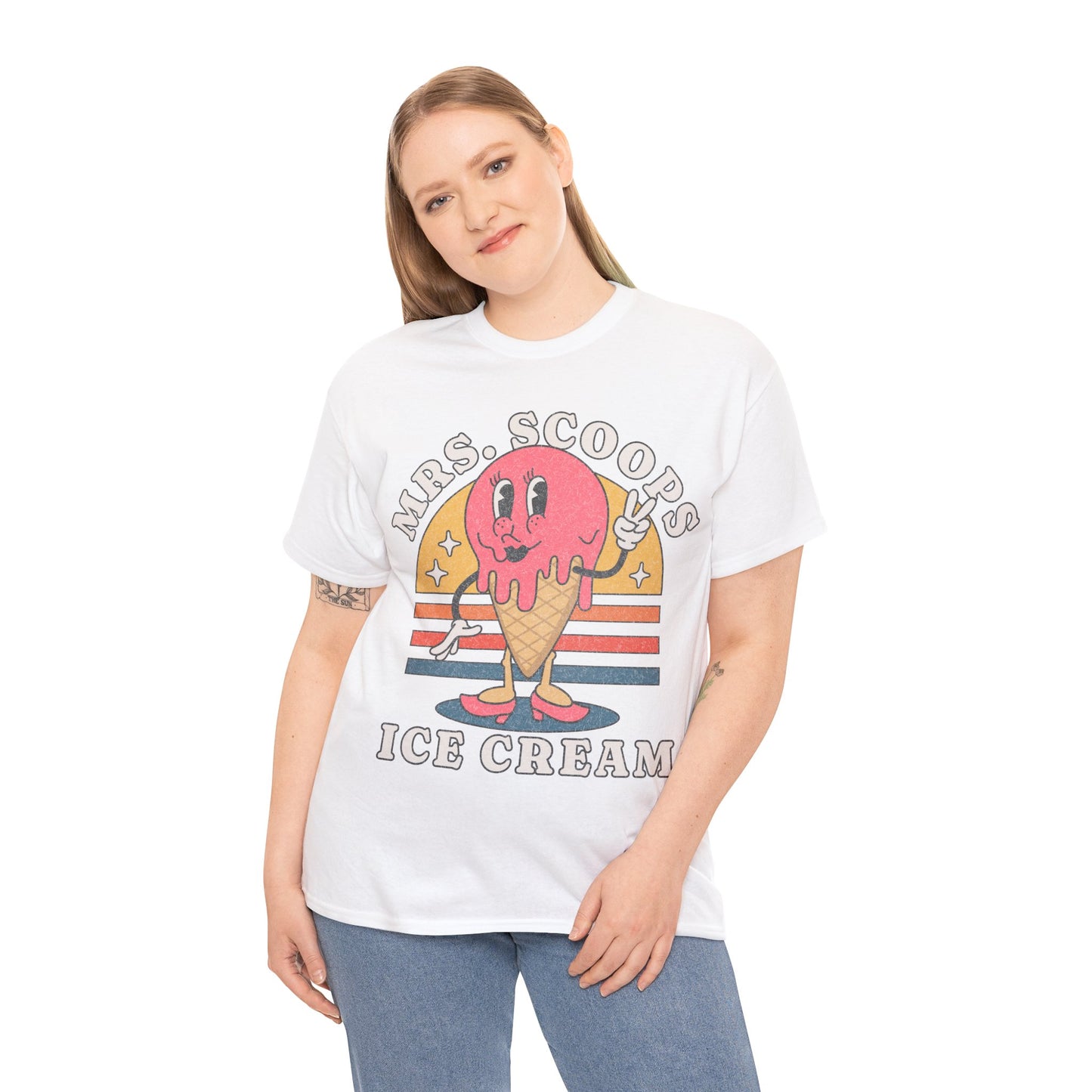 STRAWBERRY ICE CREAM - Dessert (Basic Tee)