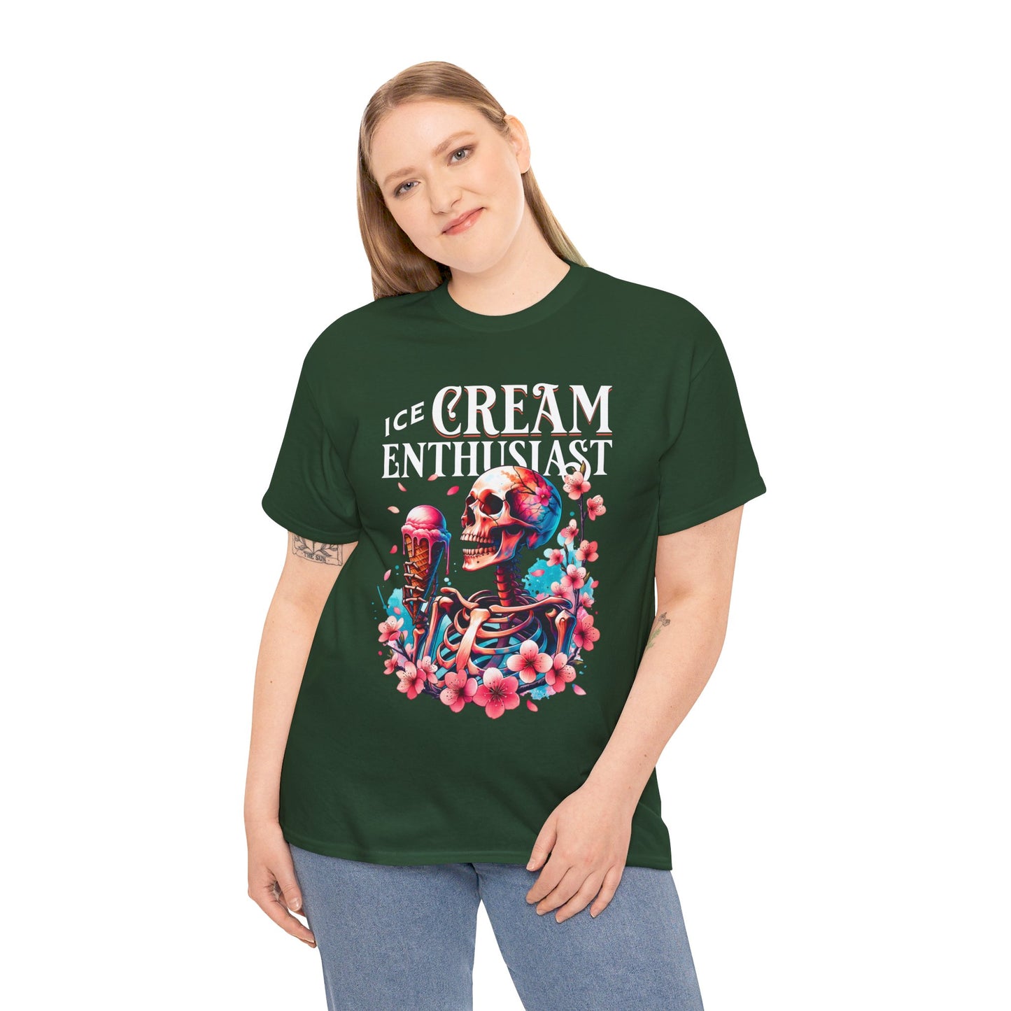 SAKURA ICE CREAM - Dessert (Basic Tee)