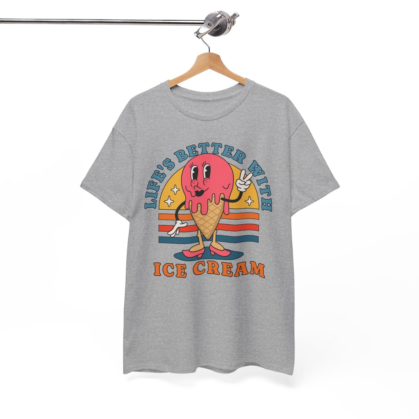 STRAWBERRY ICE CREAM - Dessert (Basic Tee)