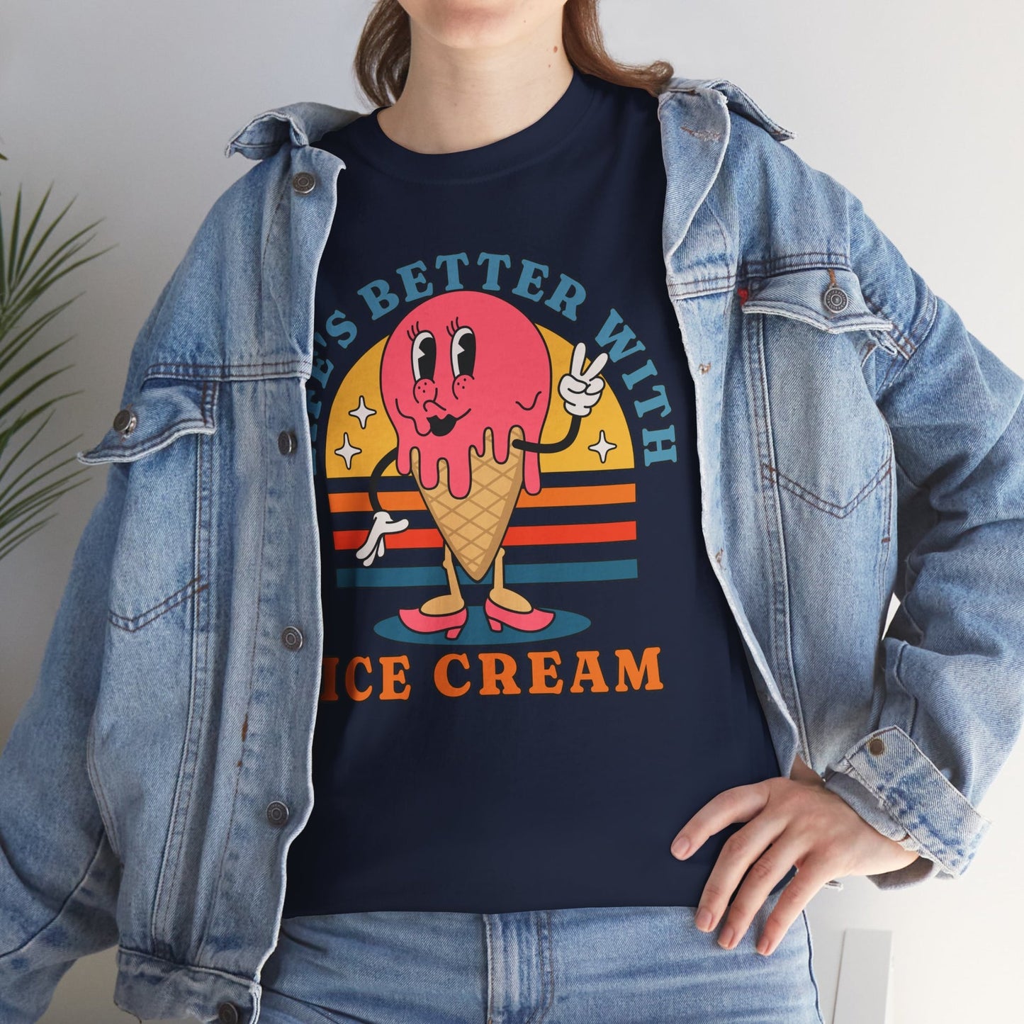STRAWBERRY ICE CREAM - Dessert (Basic Tee)