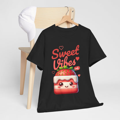 STRAWBERRY SHORTCAKE - Dessert (Basic Tee)