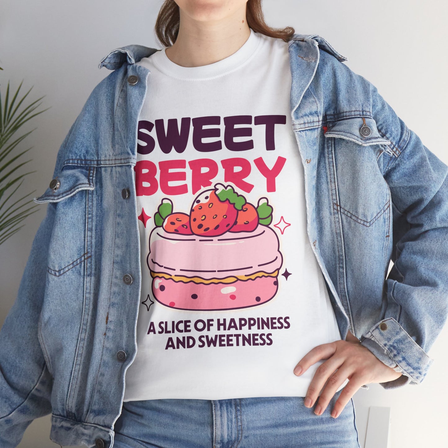 STRAWBERRY CAKE - Dessert (Basic Tee)