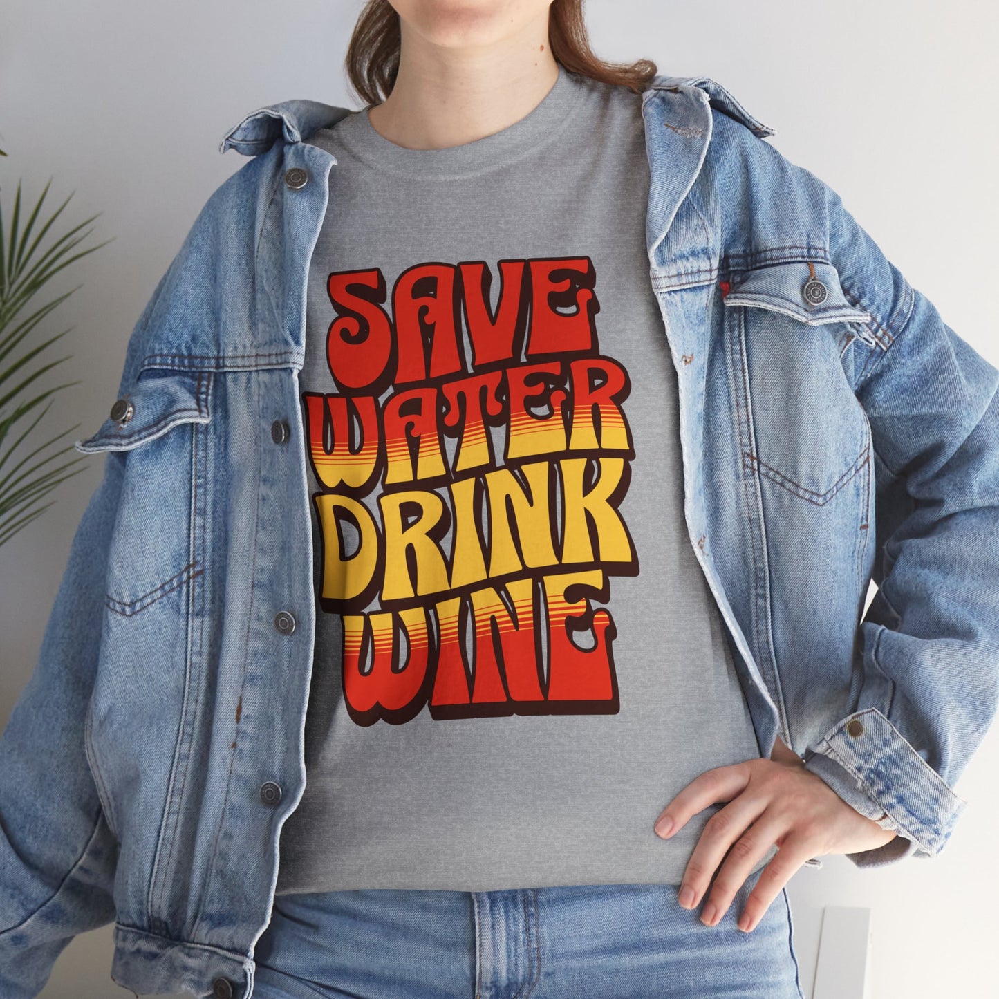 RED WINE - Drinks (Basic Tee)