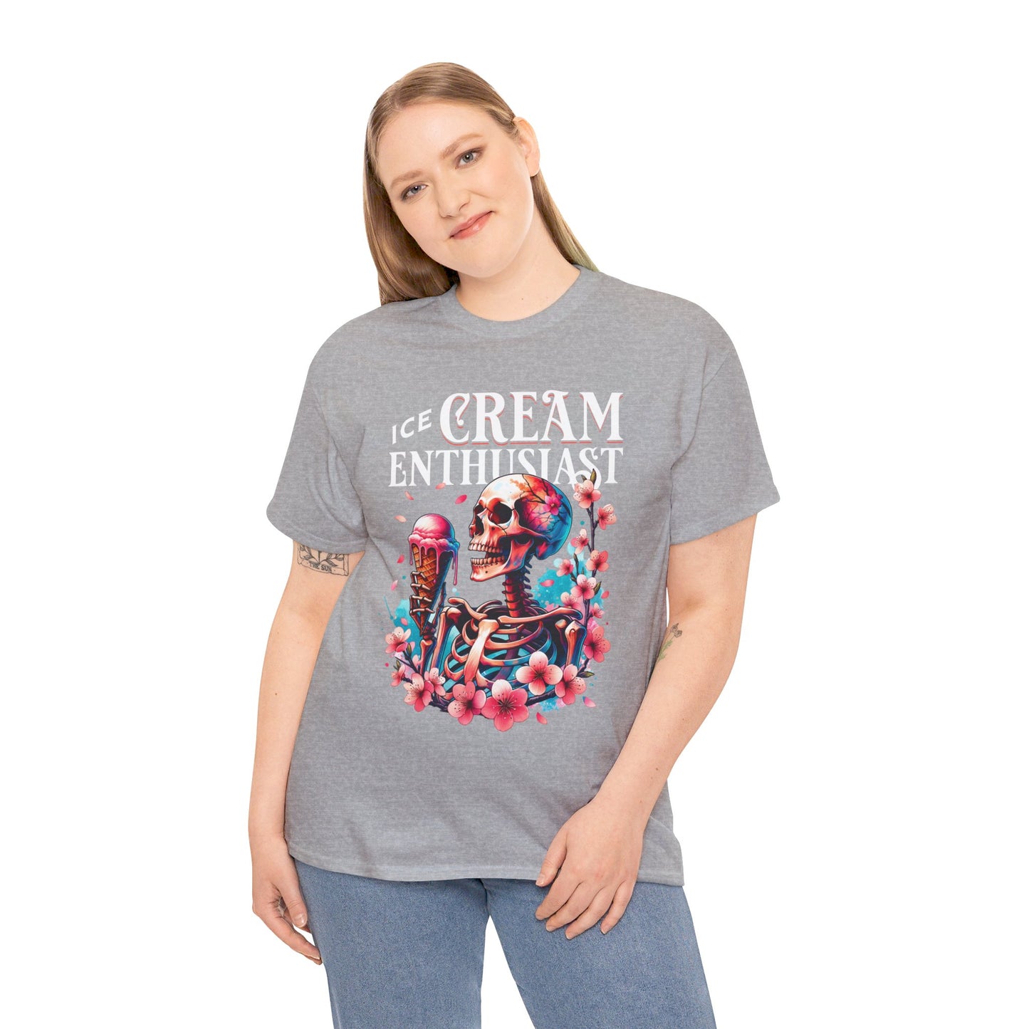 SAKURA ICE CREAM - Dessert (Basic Tee)