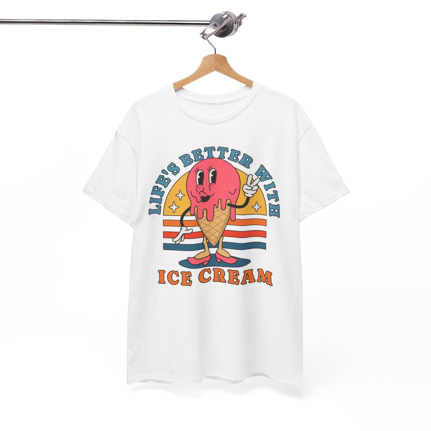 STRAWBERRY ICE CREAM - Dessert (Basic Tee)