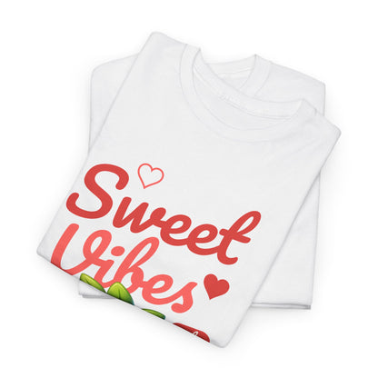 STRAWBERRY SHORTCAKE - Dessert (Basic Tee)