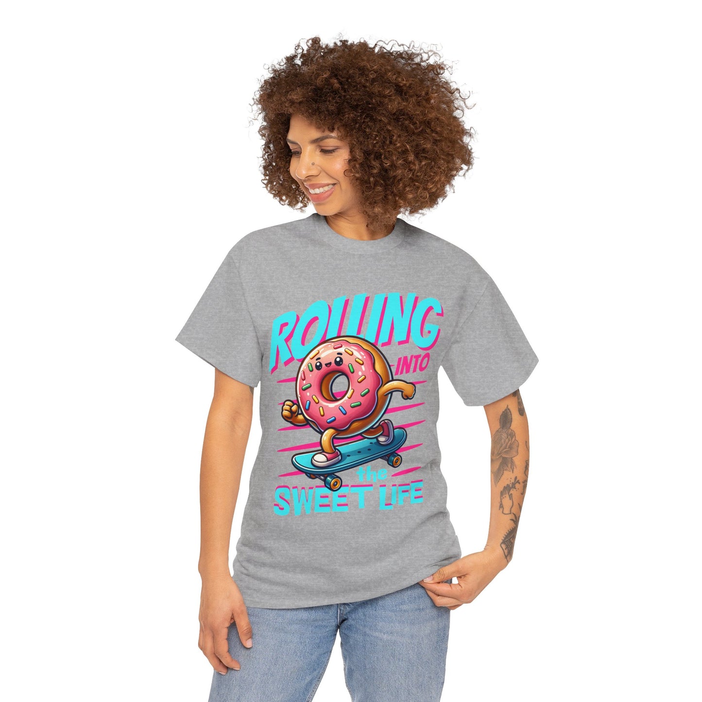 CINNAMON ROLL DONUT - Dessert (Basic Tee)