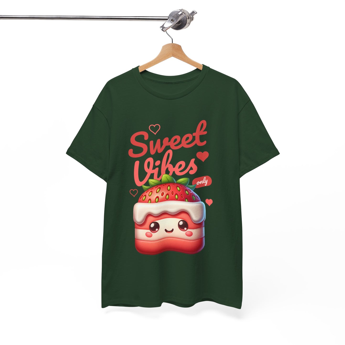 STRAWBERRY SHORTCAKE - Dessert (Basic Tee)