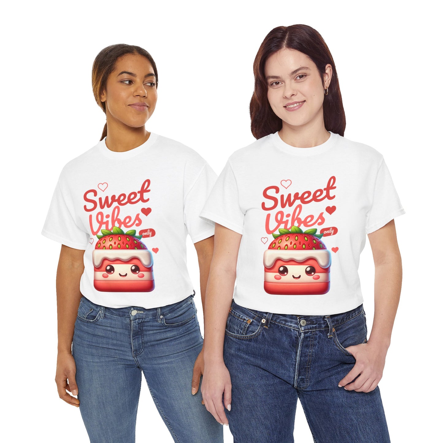 STRAWBERRY SHORTCAKE - Dessert (Basic Tee)