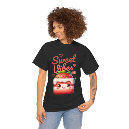 STRAWBERRY SHORTCAKE - Dessert (Basic Tee)