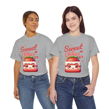 STRAWBERRY SHORTCAKE - Dessert (Basic Tee)