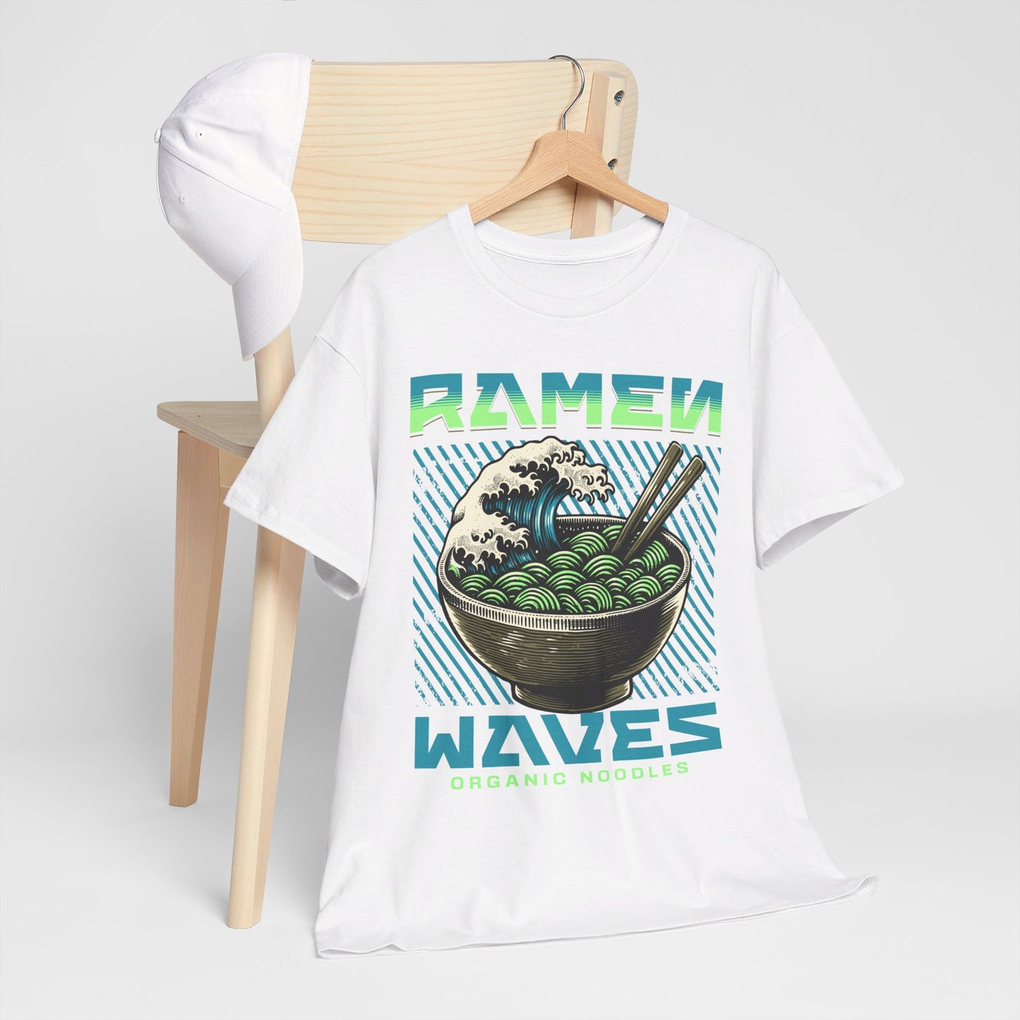 TOKYO RAMEN - Japanese Food (Basic Tee)