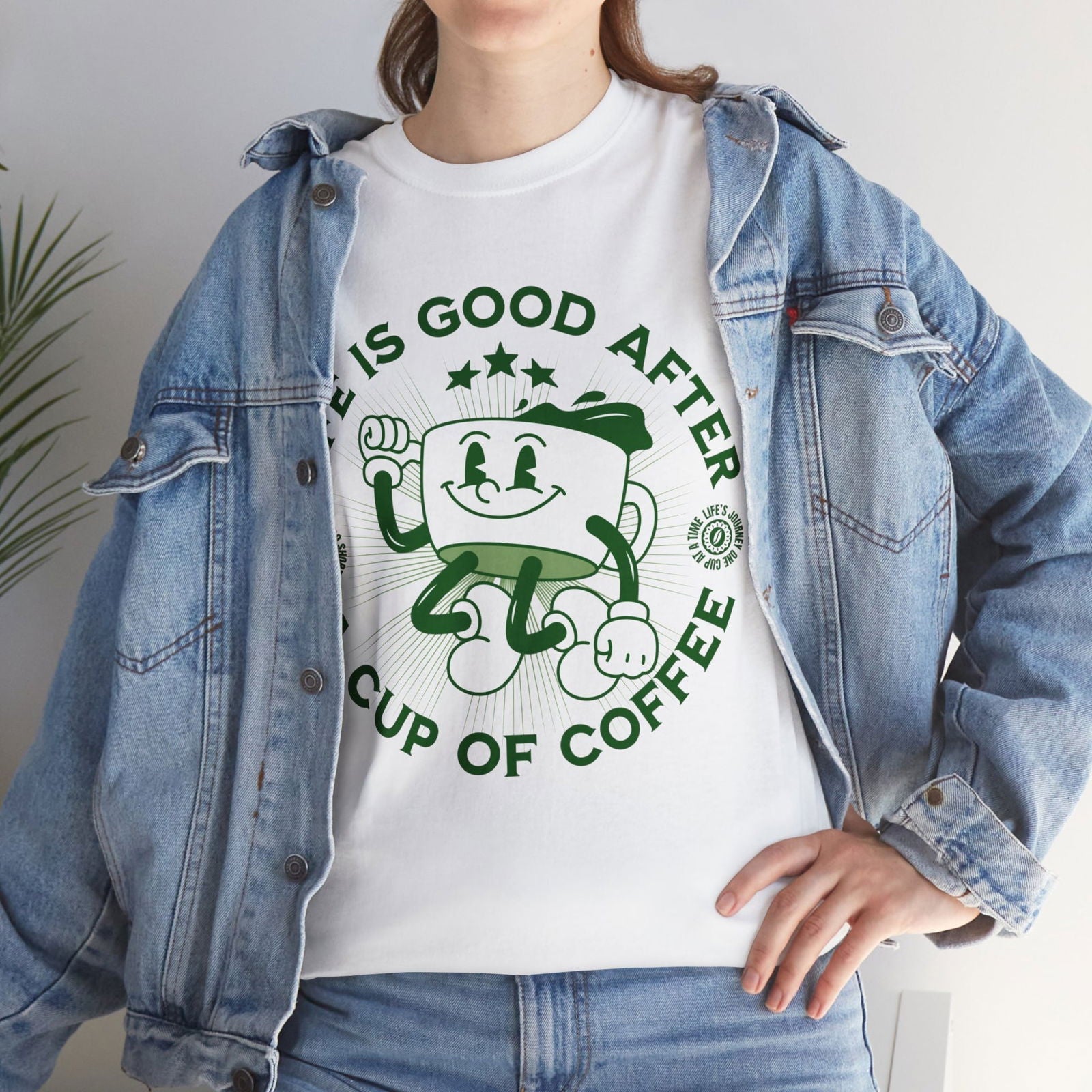 COFFEE EGG - Coffee (Basic Tee) - YUMMIFY