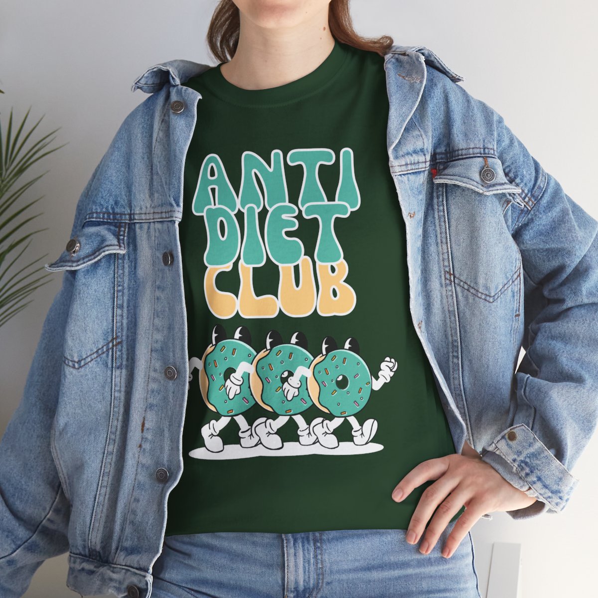 ANTI DIET CLUB - Foodie (Basic Tee)