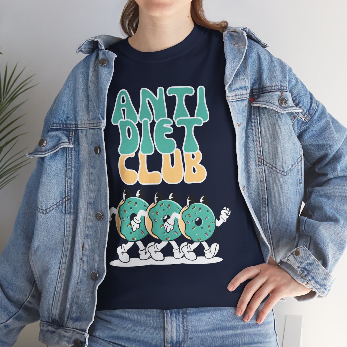 ANTI DIET CLUB - Foodie (Basic Tee)