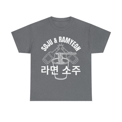 SOJU & RAMYEON - Korean Food (Basic Tee)