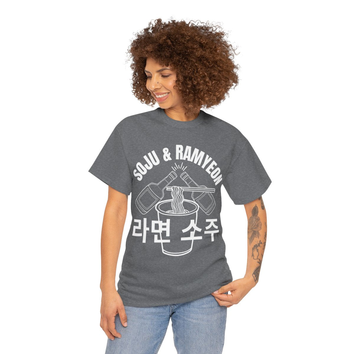 SOJU & RAMYEON - Korean Food (Basic Tee)