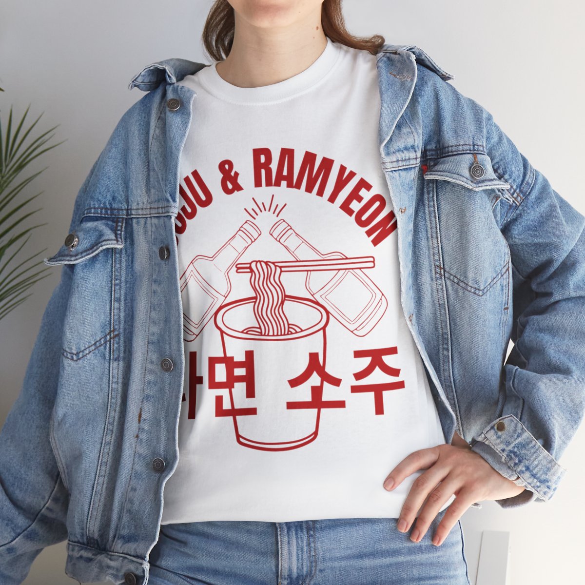 SOJU & RAMYEON - Korean Food (Basic Tee)