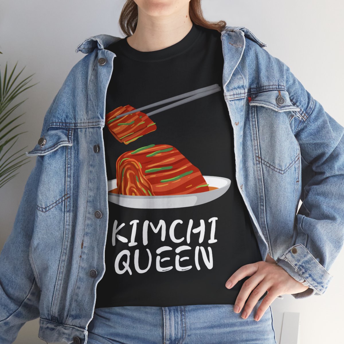 KIMCHI QUEEN - Korean Food (Basic Tee)
