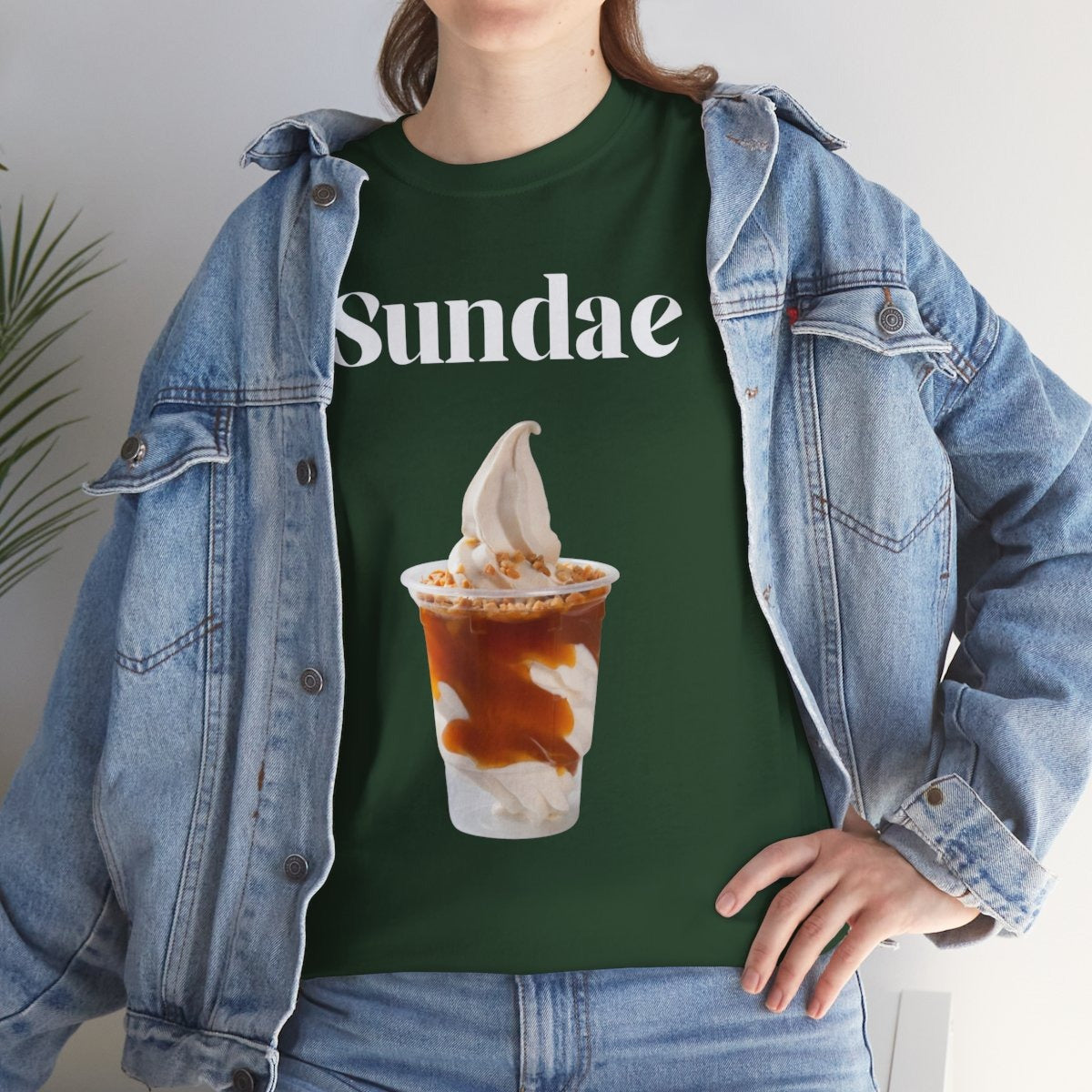 SUNDAE - Dessert (Basic Tee)