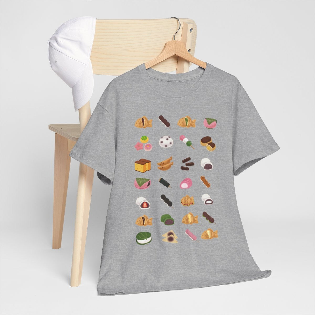 MOCHI - Japanese Food (Basic Tee)
