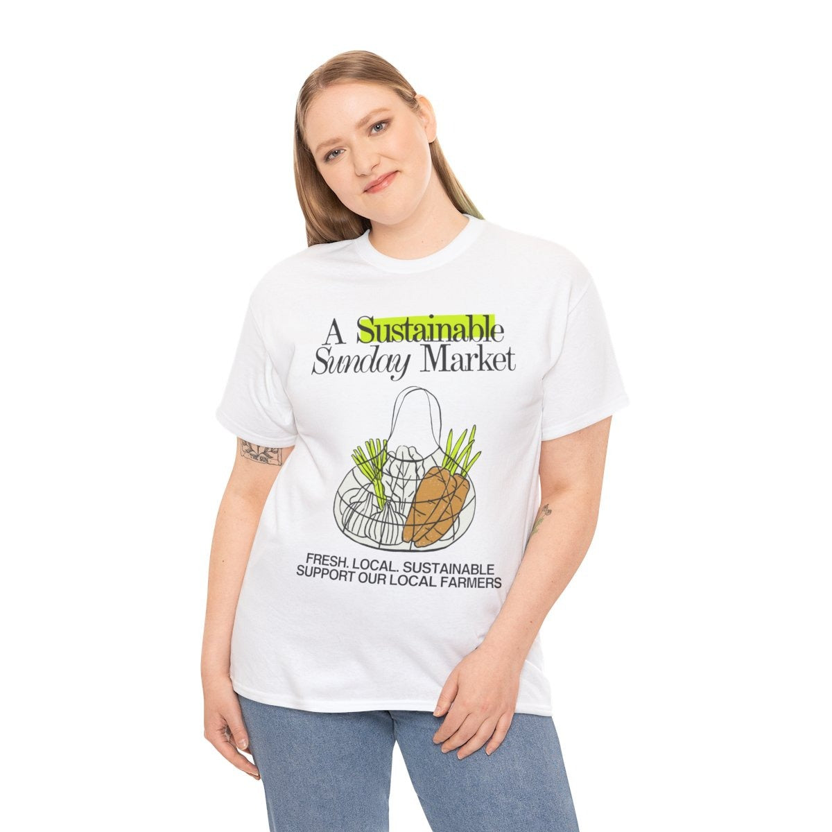 SUNDAY MARKET - Foodie (Basic Tee)