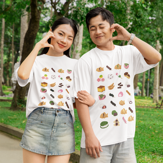 MOCHI - Japanese Food (Basic Tee)