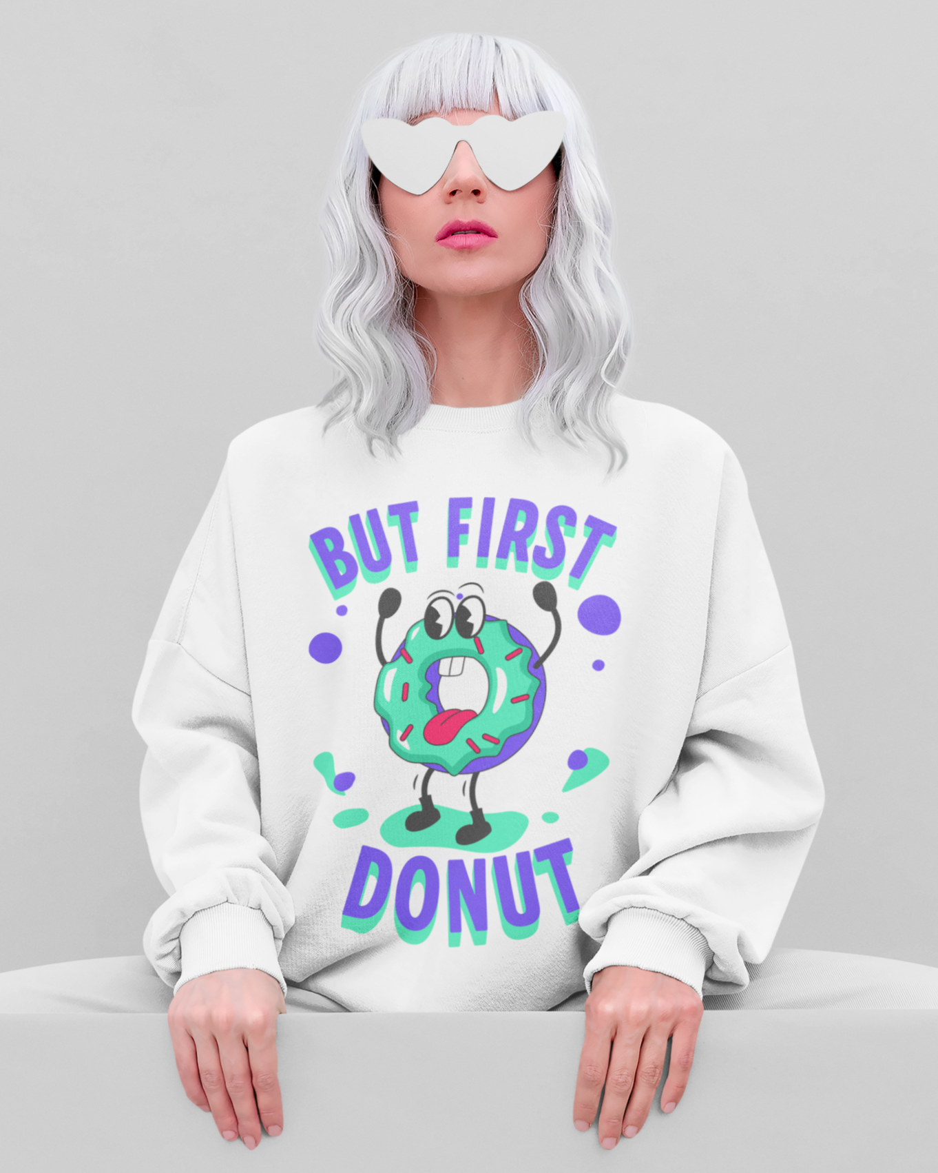 VANILLA FROSTED DONUT - Dessert (Sweatshirt)