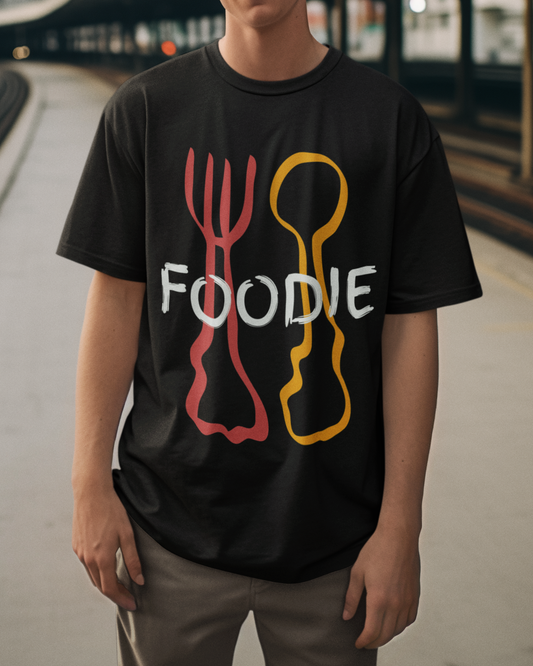 FOODIE 2 - Foodie (Basic Tee)